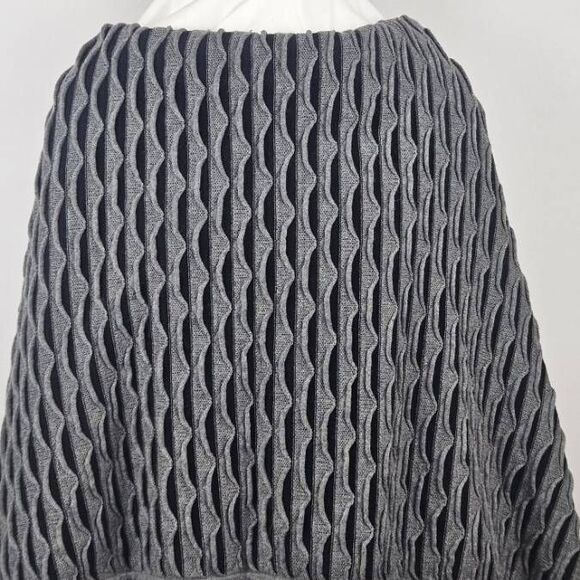 UBU Fall & Winter wrap NWOT - Picture 8 of 9